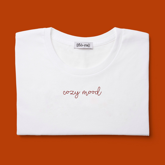 T-shirt Slogan “Cozy mood”